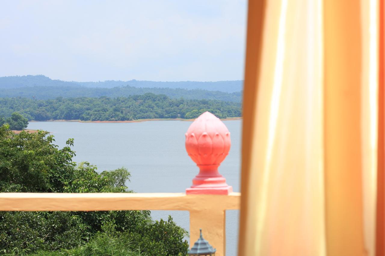 Porta Verde Resort Villas Caliraya Dolores  Eksteriør bilde