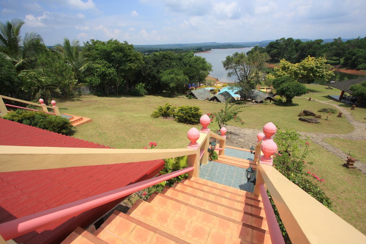 Porta Verde Resort Villas Caliraya Dolores  Eksteriør bilde
